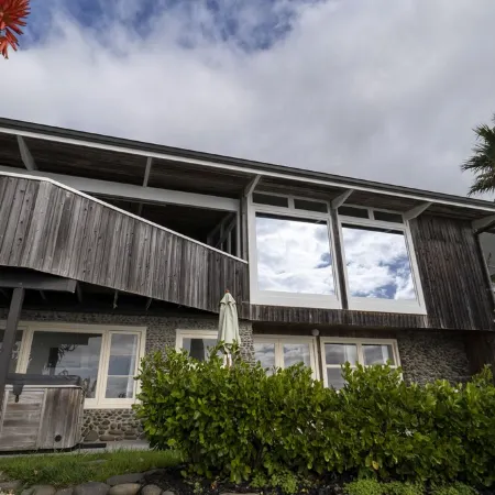 Whale Bay Surf House + Spa - Absolute Waterfront