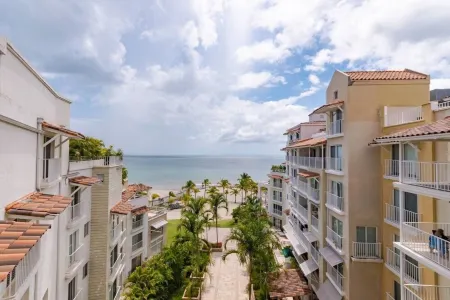 Exclusive Beach Apartment in Puntarena