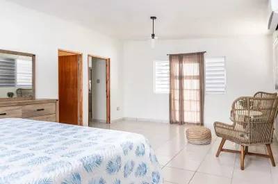 Private Pool. 3 min to "El Yunque"/Casa Sophia