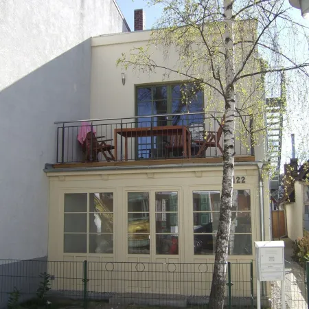 comfortable 4-star roof terrace apartment, quiet and central