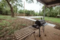 2 Full Units Quiet Culdesac w/ Private Pickleball - Sleeps 10