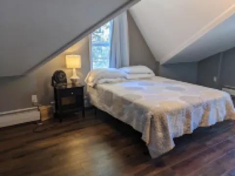 Remodeled historic home on quiet street!