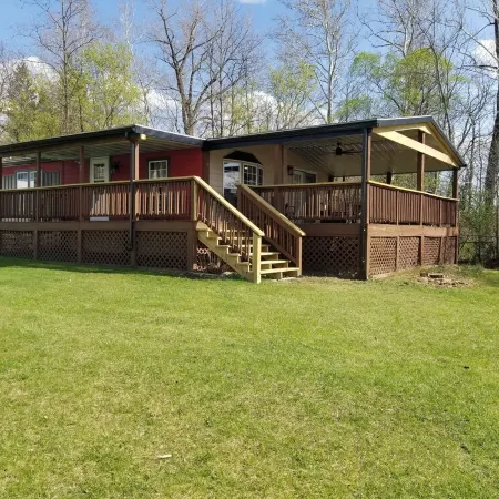 Book for summer fun at Eagles Cove on Lamoka !! Lake steps away