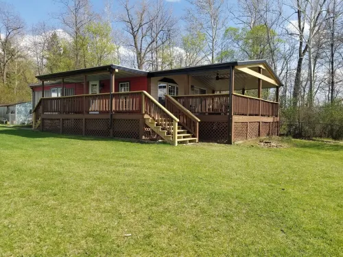 Book for summer fun at Eagles Cove on Lamoka !! Lake steps away - 3-Star