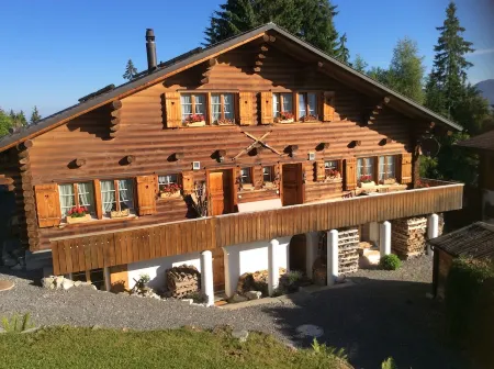 Wunderschönes Block-hausteil Direkt im Ski- und Wandergebiet Stockhütte NW Отели рядом с достопримечательностью «Pilatus Kulm»