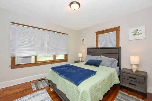 Spacious Home Located Close to Stony Brook! Hotel a Lake Grove