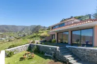 Pico House (Nature House) Hotels in Arco da Calheta