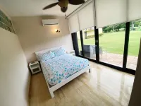La Brisa Del Mar Beach House, Beach Village