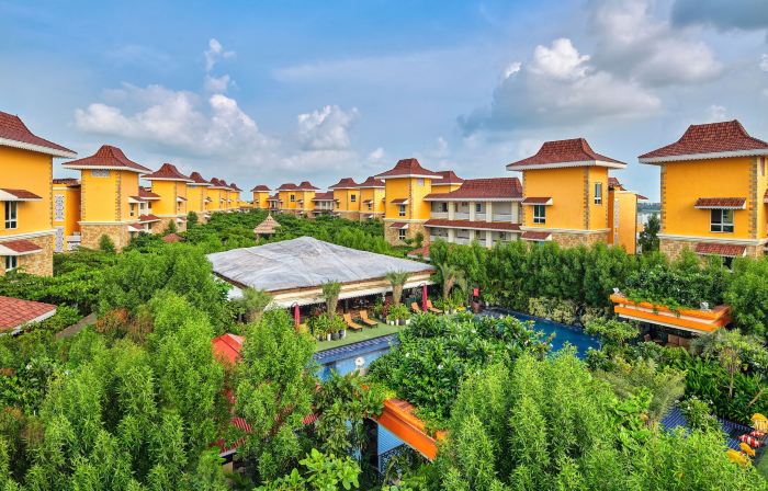 Mayfair Lake Resort