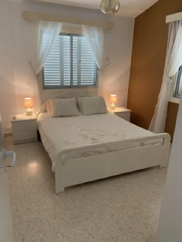 Spacious 3 bed Villa In  Coral Bay, Double Plot, Covered Outside Dining のホテル