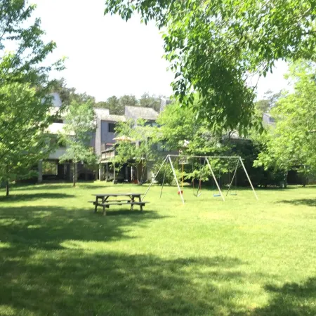 Serene Sengekontacket Pond Getaway
