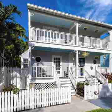 Poolside townhouse in Key West Golf Club Hotel Exterior
