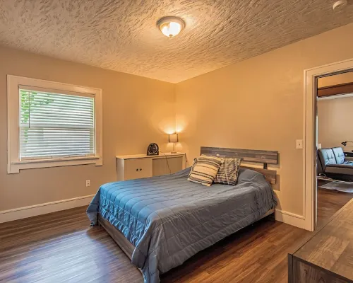 Mountain Views Newly Renovated Home Hotels in Ogden