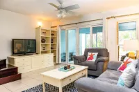 Villa April, Family-Sized Condo-5 minutes from the beautiful beach!