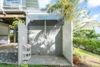 Villa Leynita Bay, 5 bedrooms, sleeps 12 on the beach of Diamant Martinique