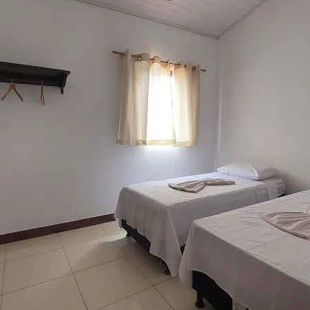 Pousada Casa de Jorge 2 Отели в г. Ленсойс