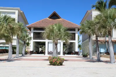 AQUAMARINA BEACHFRONT CONDOMINIUM Hotels in Cap Cana