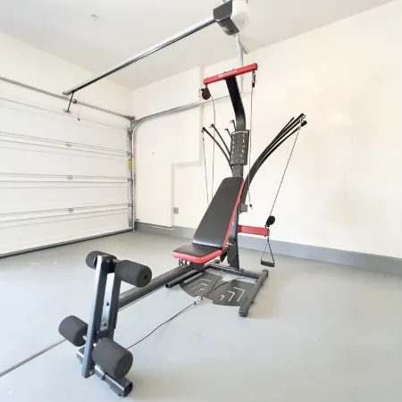 Former Model Home, 3 Car Garage, Gym, Sleep 14