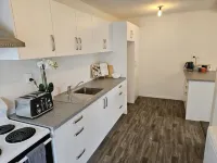 Beach, Sun & Fun *Newly Renovated*