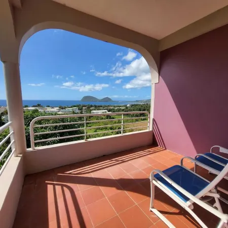 Balisier Apt 3- One Bedroom Apartment with Gorgeous Views!