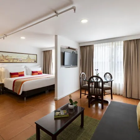 Hotel Vilar América Отели рядом с достопримечательностью «Театр «Роял Сентер»»
