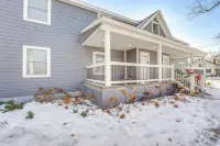 Serene and Updated Escape 1 Mi to Heritage Landing Hotels near Walmart Supercenter