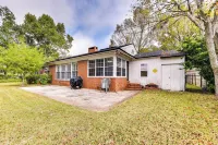 Jacksonville Vacation Home w/ Trout River Access