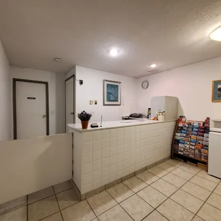 Red Roof Motor Inn