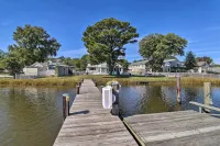 Grasonville Home w/ Private Pool on the Water - Homestays