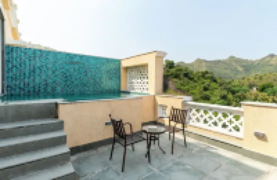 市中心的The Hills Collective