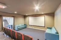 Balcony & Patio: Spacious Home in Bel Aire! Hotels in Park City