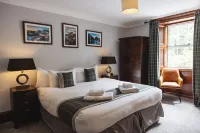Greshornish House Hotel Hotels near Duntulm Castle
