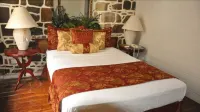 Cobblestone Inn Hotels in Kingstown