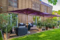 Betekints Wellness Hotel Hotels near Explora