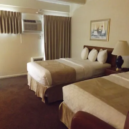 Windjammer Lodge