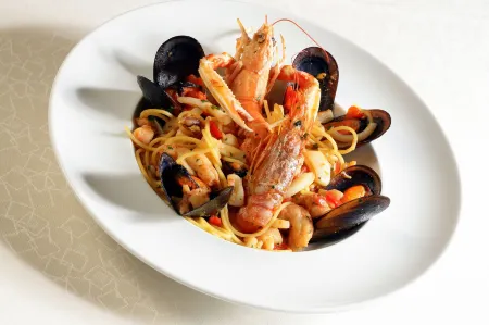 Hotel Ristorante Prata Verde Отели рядом с достопримечательностью «Piazza del Popolo»