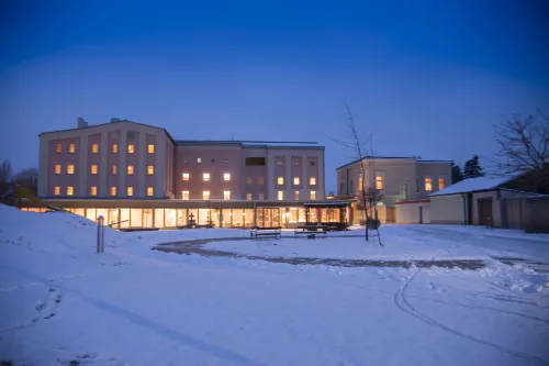 Jufa Hotel Weinviertel - Eselsmühle Các khách sạn ở Mailberg