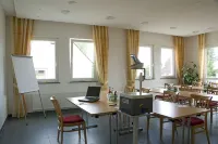 Landhotel Gasthof am Berg فنادق في Merklingen