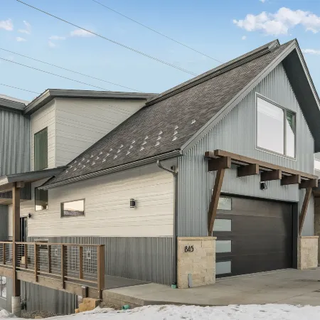 845 Mill Run Court 5 Bedroom Home by RedAwning