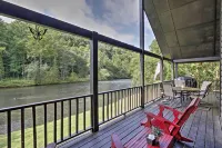 Rivers Edge - Ultimate Riverfront Getaway - WiFi