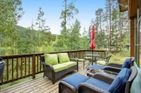 Lovely Townhome A Half-Mile from Keystone Gondola W-Shared Hot-Tub Excellent Views, - 2-Star