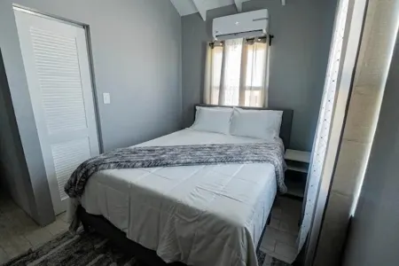 De ja Blue Отели в г. Osbourn