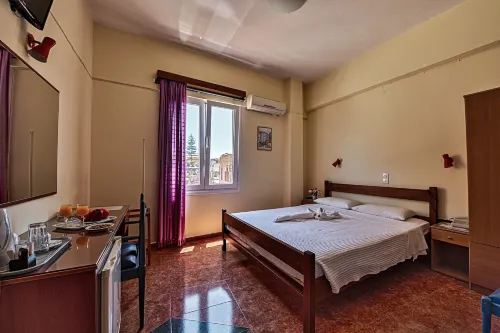Lucia Hotel