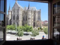 Hotel Gaudi - Scenic