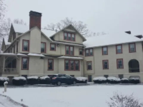 The Inn at Ragged Edge Hotels in Chambersburg