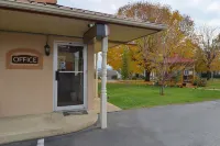 Red Carpet Inn Ronks Hotels in Paradise