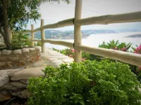 Emerald Hotels in Almyrida