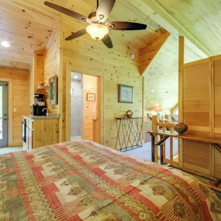 Hot Tub, Fire Pit and Mtn Views Bryson City Escape