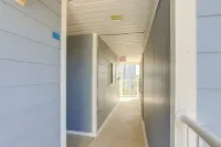 Waterfront Middle Bass Condo w/ Lake Erie Views! - que admiten mascotas