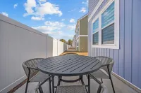 2025 Build-Family-Friendly-EV Charger-Near Golf, Beach & Shopping!